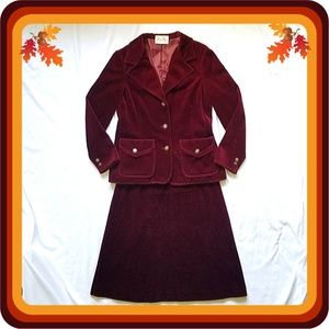 Vintage 1960s Velvet Blazer Skirt- MINT CONDITION!